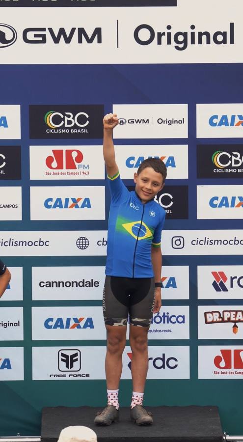 Matheus no pódio do Campeonato Brasileiro de MTB 2026